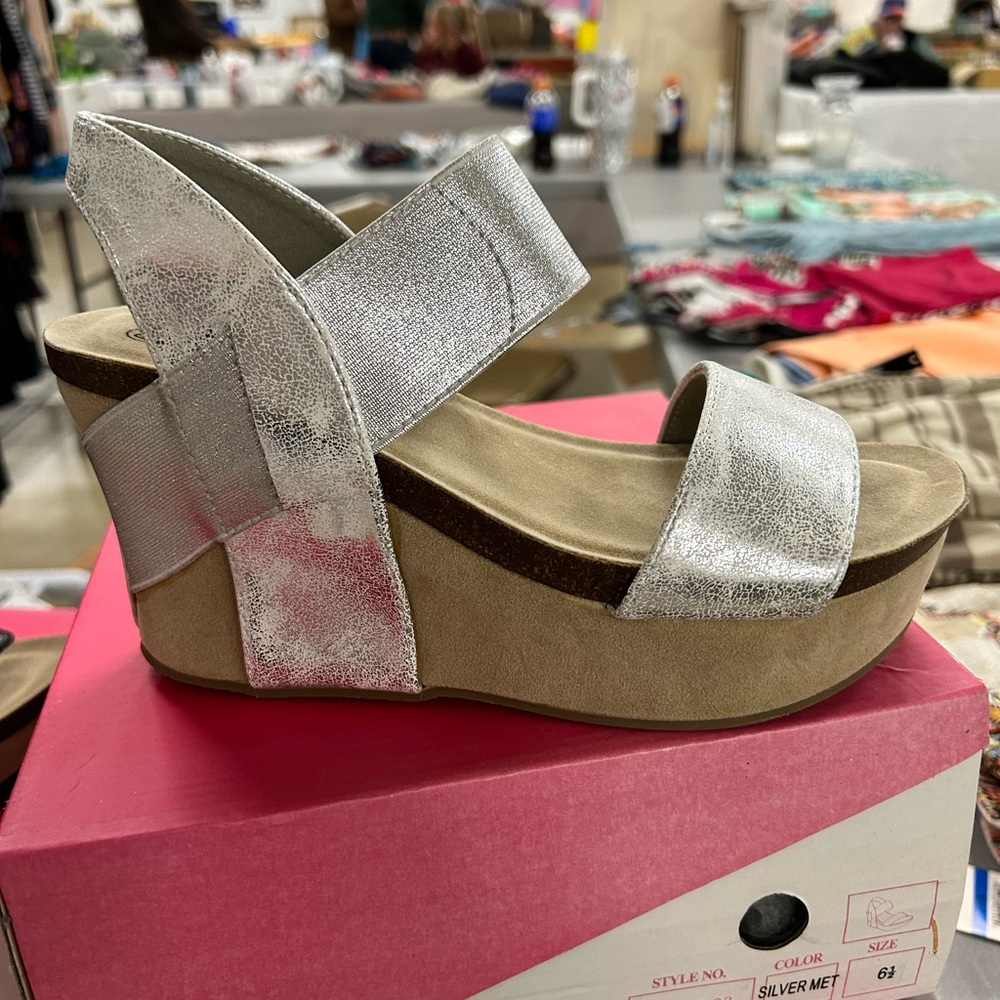 Nature Breeze - Stylish Silver Wedge Sandals